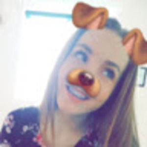 Meet your Posher, Chloe